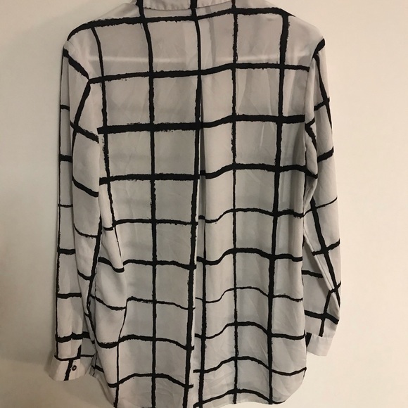 RW & Co blouse - Picture 2 of 3